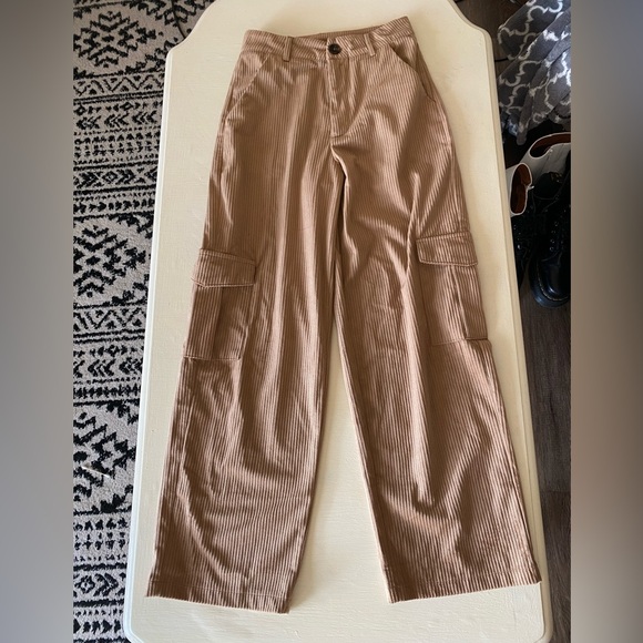 Brown baggy pants - Picture 3 of 3